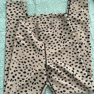 Beach Riot Ayla Legging in Taupe Spot - Size Small (Lightly Used)